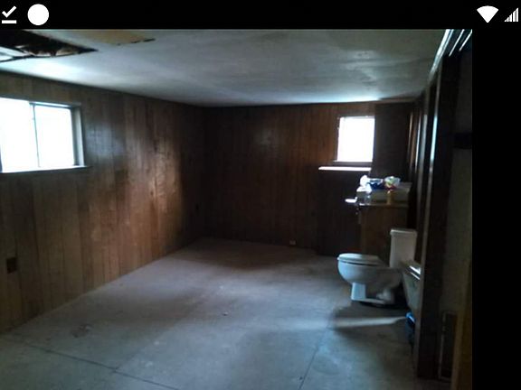 upstairs bedroom and bathroo