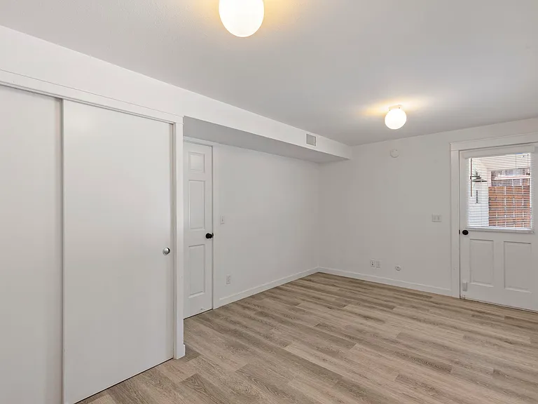 13981 Mercado Dr — Photo 10