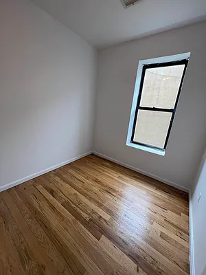 Rented by Delmark Realty LLC | media 25