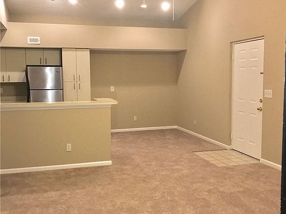 3rd image of 13555 Eagle Ridge Dr 936