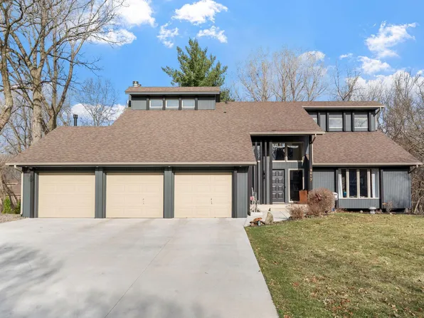 3617 Tanglewood Ct, Eagan, MN 55123