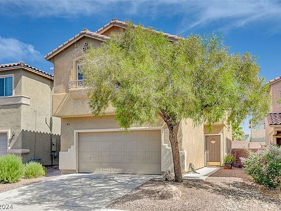 2nd image of 3832 Carisbrook Dr