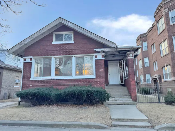 7518 S Ridgeland Ave, Chicago, IL 60649