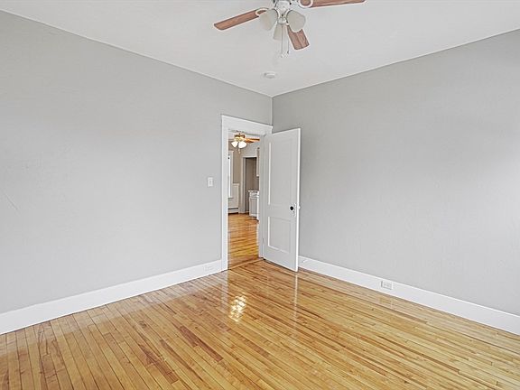 5th image of 10 Ellsworth St