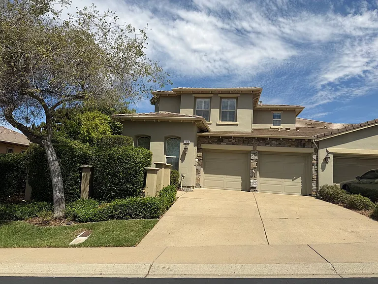 1014 Gamay Dr — Photo 47