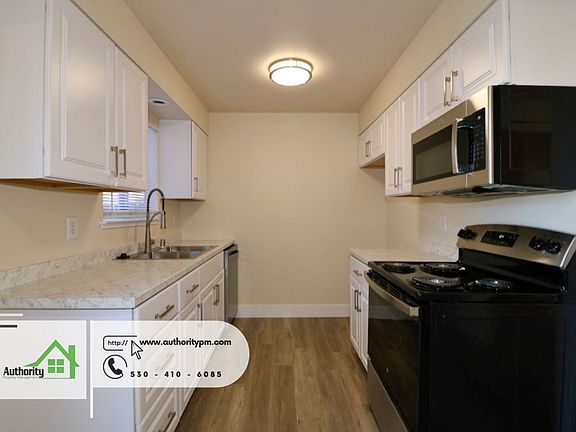 3rd image of 3071 Catalpa Ct #2