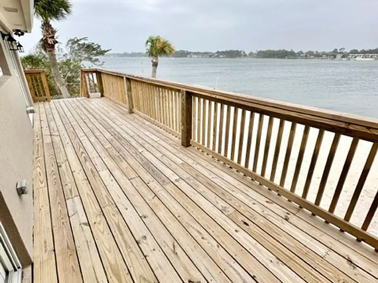 910 Santa Rosa Blvd — Photo 19