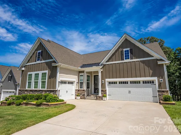 5316 Chegall Crossing Way, Mount Holly, NC 28120