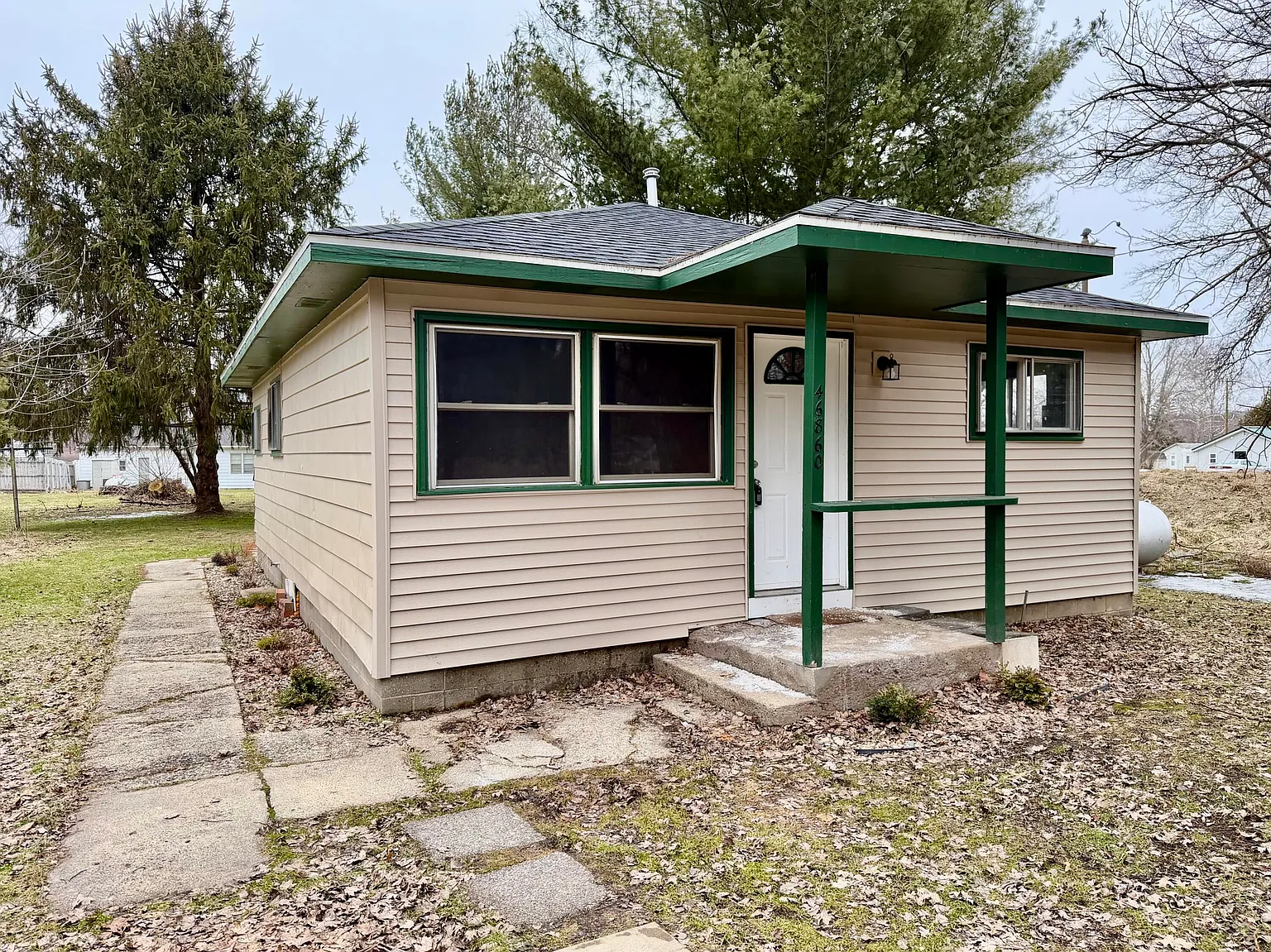 46860 Sycamore Dr photo 1
