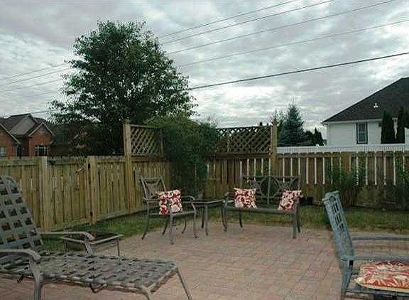 4th image of 2501 Meadowpoint Dr