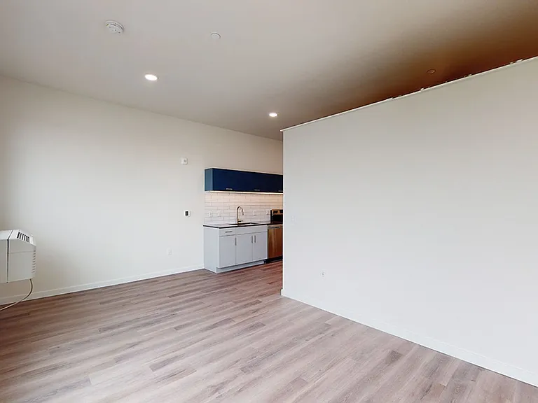 Tula Apartments — Photo 36