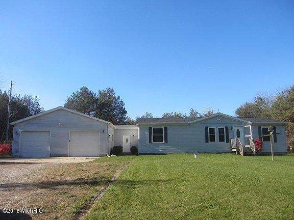 2nd image of 8877 S Cottonwood Ave