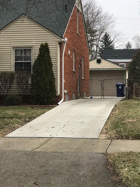 2nd image of 11416 Seminole