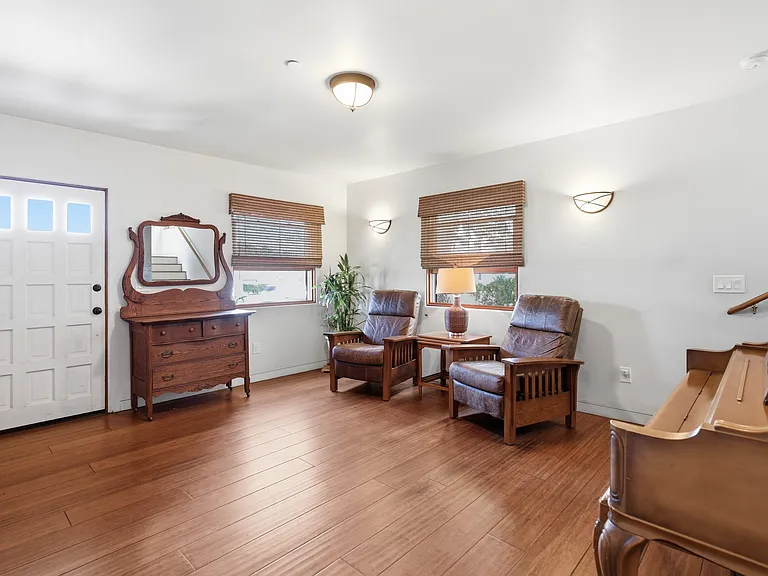 1320 Glorietta Blvd — Photo 27