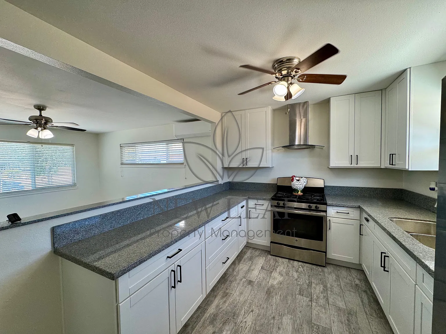 4 bed, 1400 sqft, $2,495 — Photo 4
