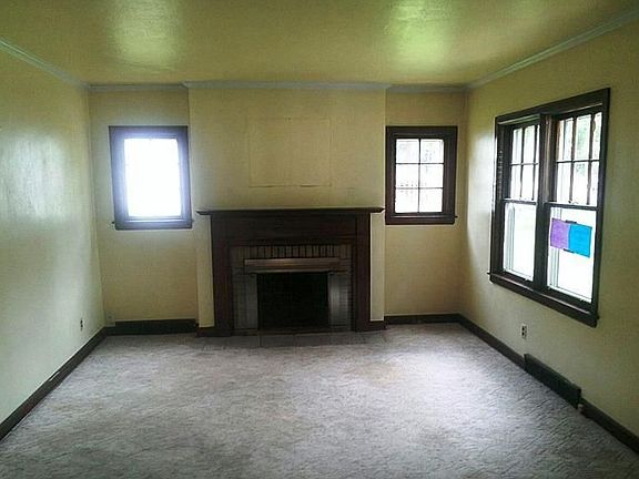 2nd image of 2212 12th Ave
