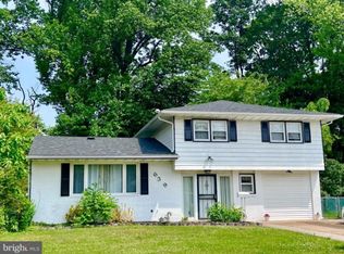 639 Pasadena Dr, Magnolia, NJ 08049