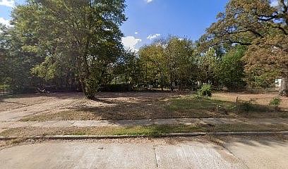 1st image of 2506 Regent St