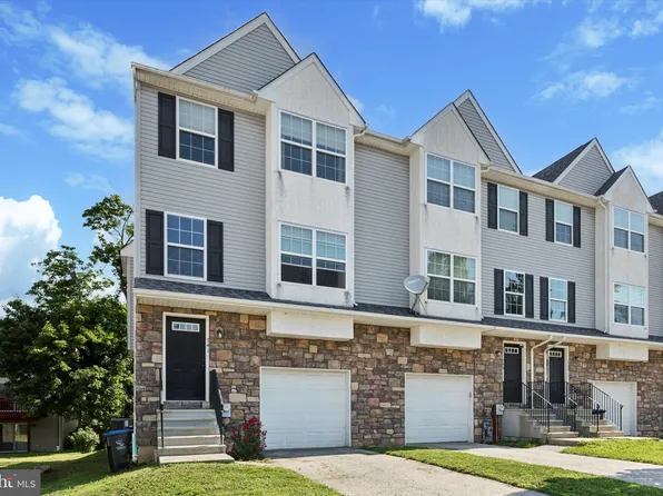 741 E Oak St, Norristown, PA 19401