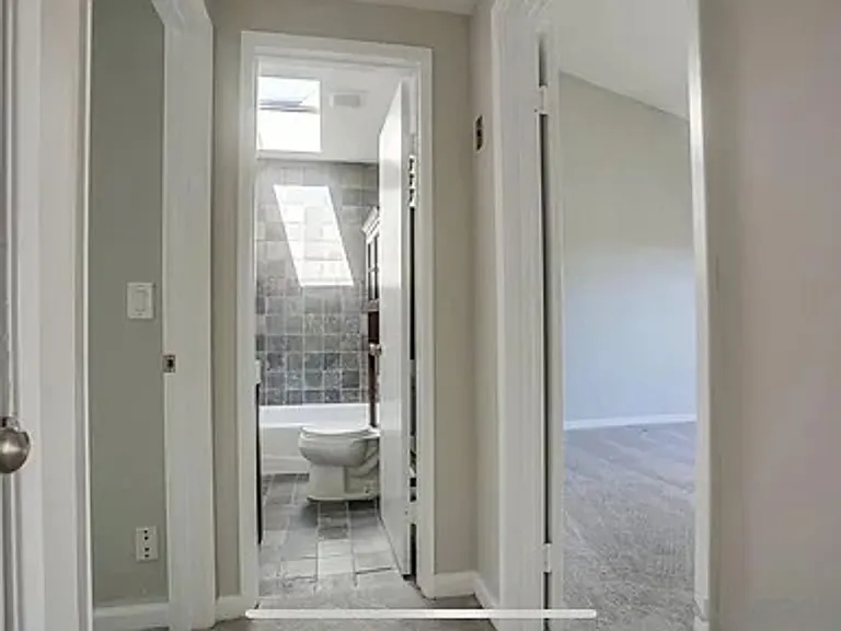 1111 Eureka St #8 — Photo 22