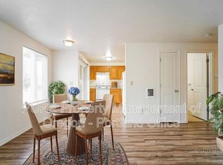 8584 SE 72nd Ave, Portland, OR 97206