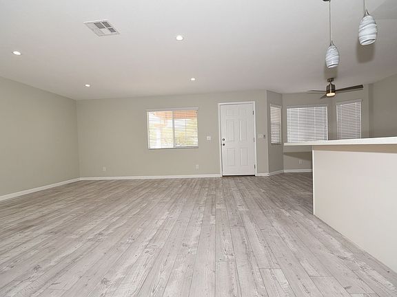 5th image of 8410 Eldora Ave Unit 2062