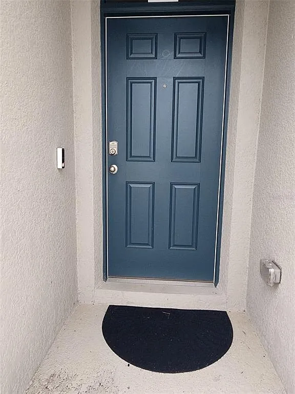 4 bed, 2.0 bath, 1830 sqft, $2,300 — Photo 4