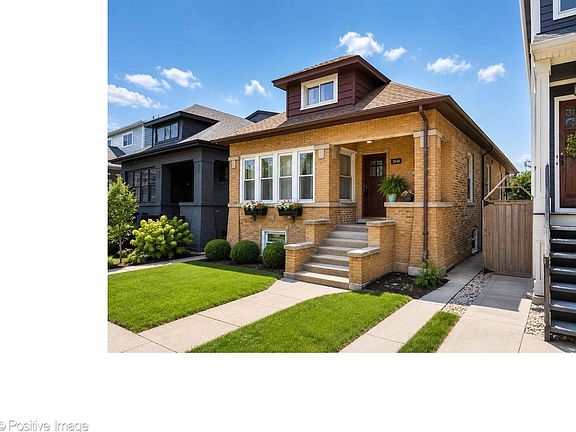 2nd image of 3640 N Artesian Ave
