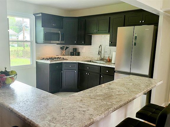 5th image of 9942 Lanier Dr