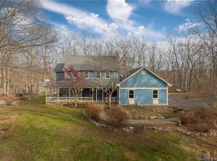 24 Genesee Ln, Madison, CT 06443