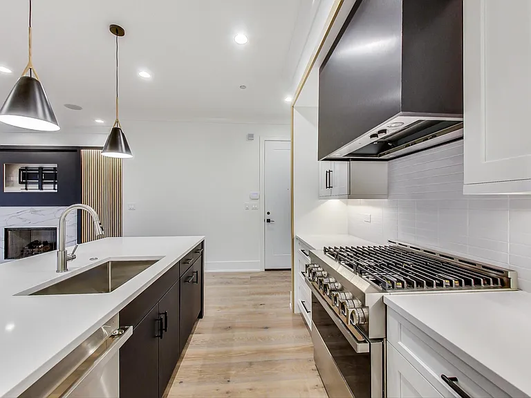 4920 N Lincoln Ave #3N — Photo 8