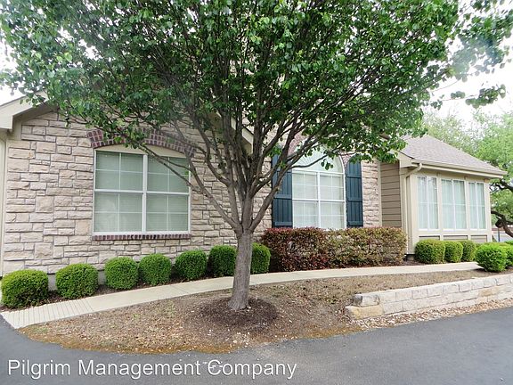 2nd image of 30 Wildwood Dr APT 201