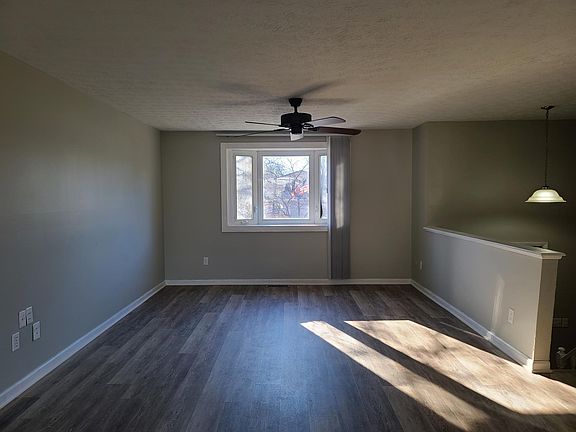 3 Living room