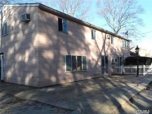 4th image of 15 Circledale Ln