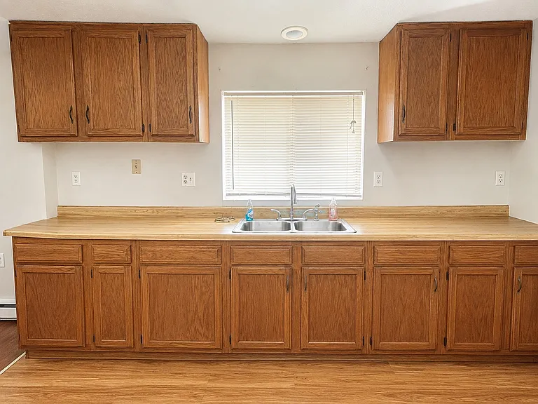 921 Union St #2A — Photo 7