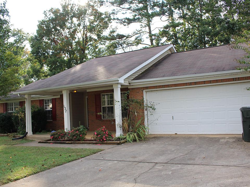 1st image of 137 Brass Oak Dr