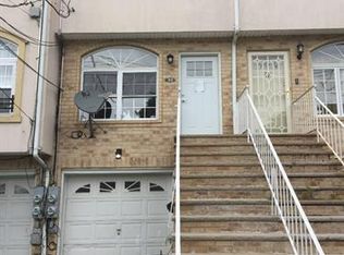 33 Trumbull Pl, Staten Island, NY 10301