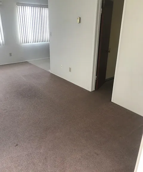 Villa West Apartments — Photo 7