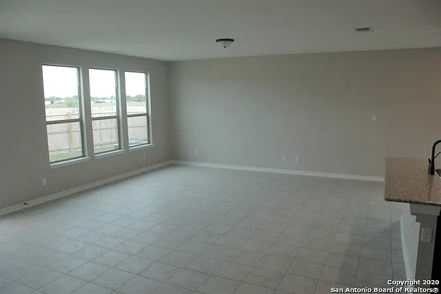 1905 Brook Bnd — Photo 11