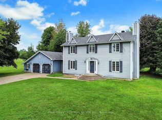 1545 Lough Dr, Ottawa, ON K4C 1A9