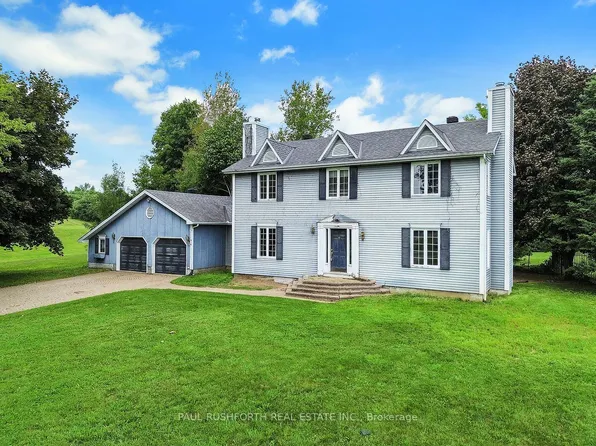 1545 Lough Dr, Ottawa, ON K4C 1A9