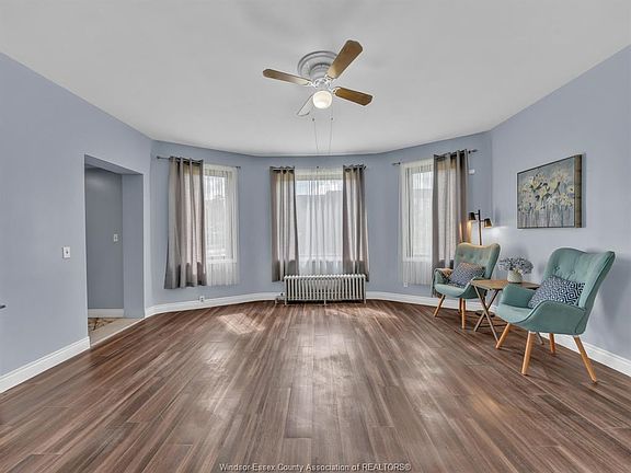 3rd image of 677 Marentette Ave #669