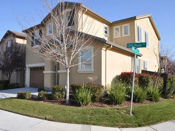 5400 Cliff House Way, Sacramento, CA 95835