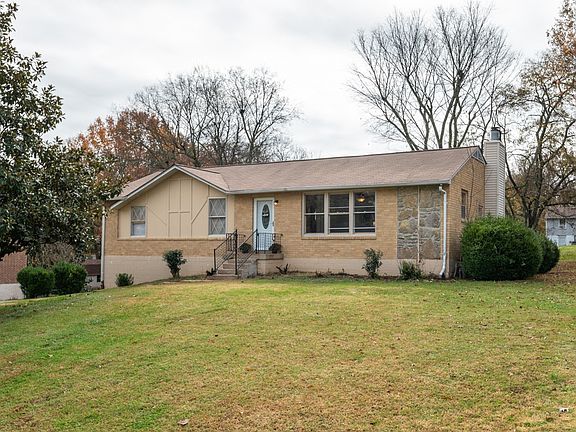 2nd image of 111 Hickory Hill Dr