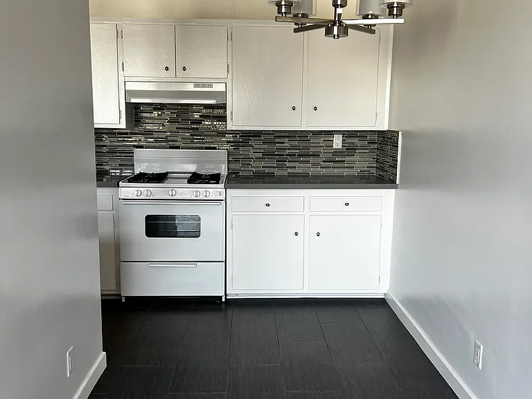 Westwood Manor GP — Photo 1