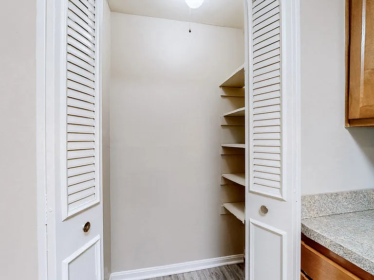 St. Francis Apartments — Photo 19