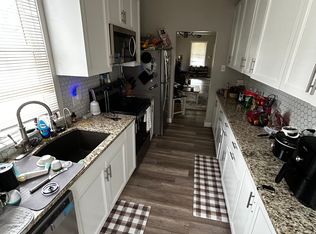 414 N 9th St, Manhattan, KS 66502