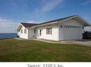 21 W Shore Dr, Old Saybrook, CT 06475