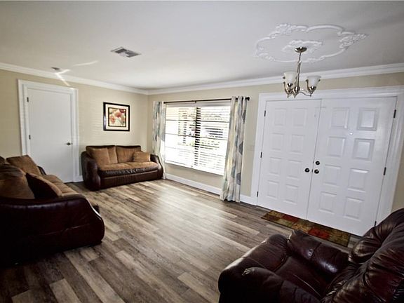 4th image of 232 Orduna Dr