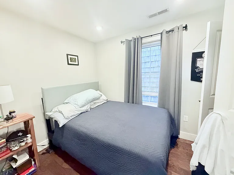 18 Atlantic St #4 — Photo 7